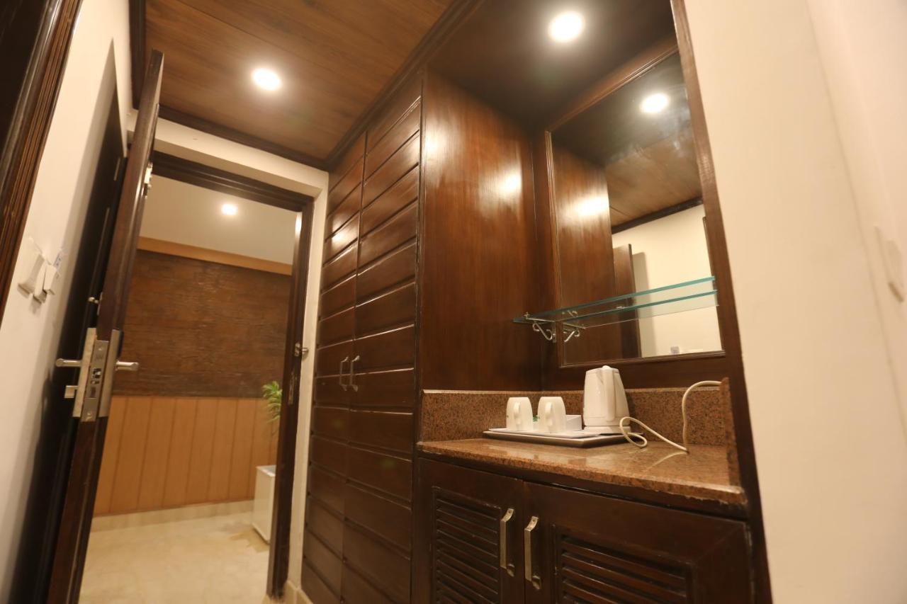 Milestone Inn & Spa มัสซูรี ภายนอก รูปภาพ
